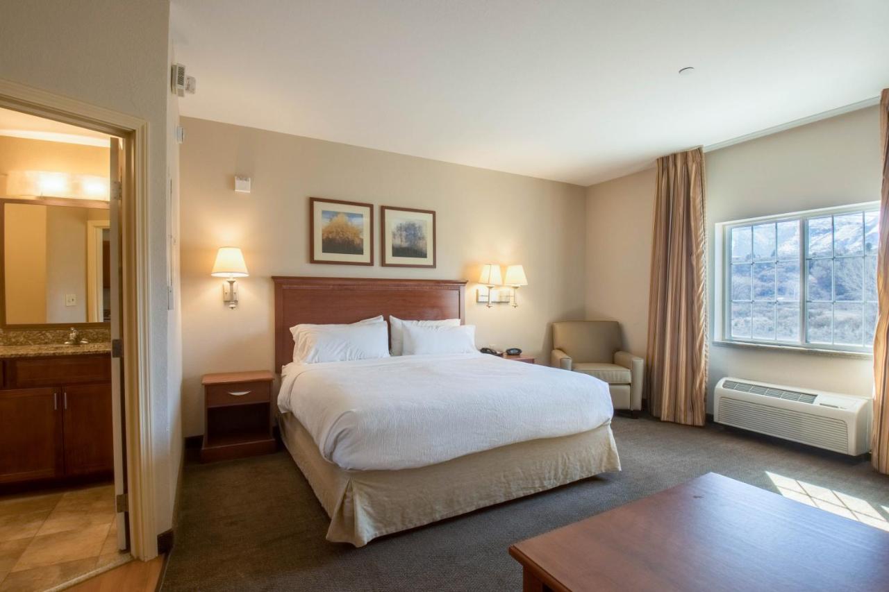 Western Slope Suites Parachute Екстер'єр фото